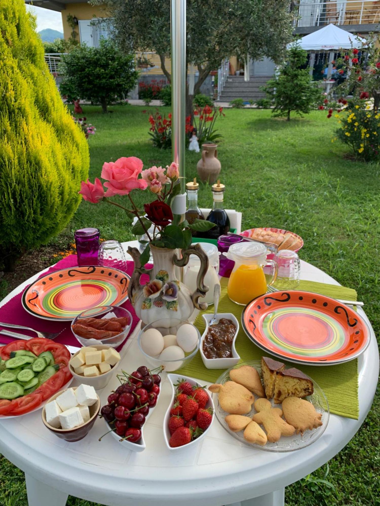 Hotel Villa Linda Shkodra Kültér fotó