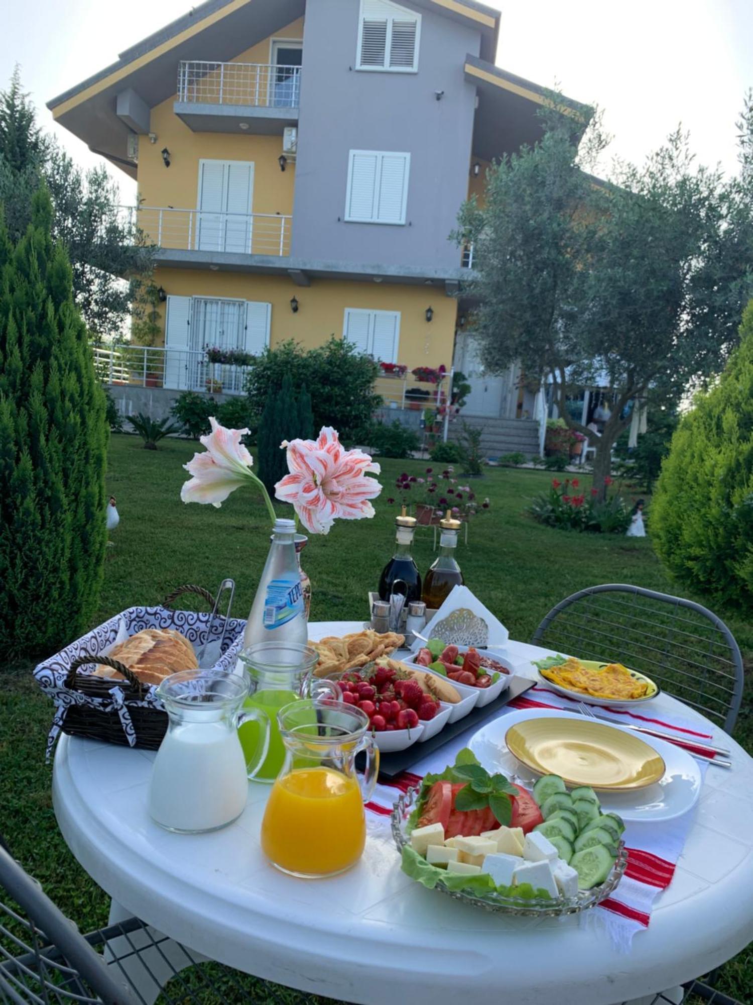 Hotel Villa Linda Shkodra Kültér fotó